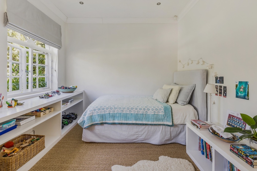 4 Bedroom Property for Sale in Constantia Western Cape